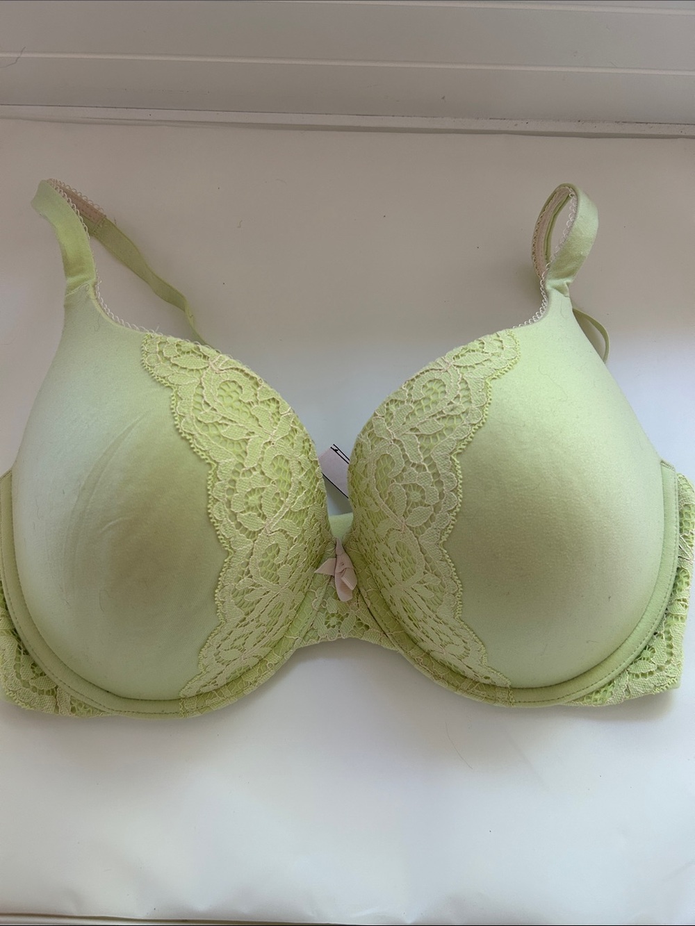 Victoria's Secret Light Green Lace body by Victoria bra